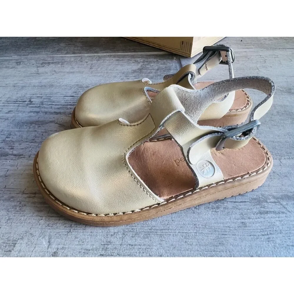 Freshly Picked Toddler Little Girl Platinum Newport Clog Champagne Gold Size 7